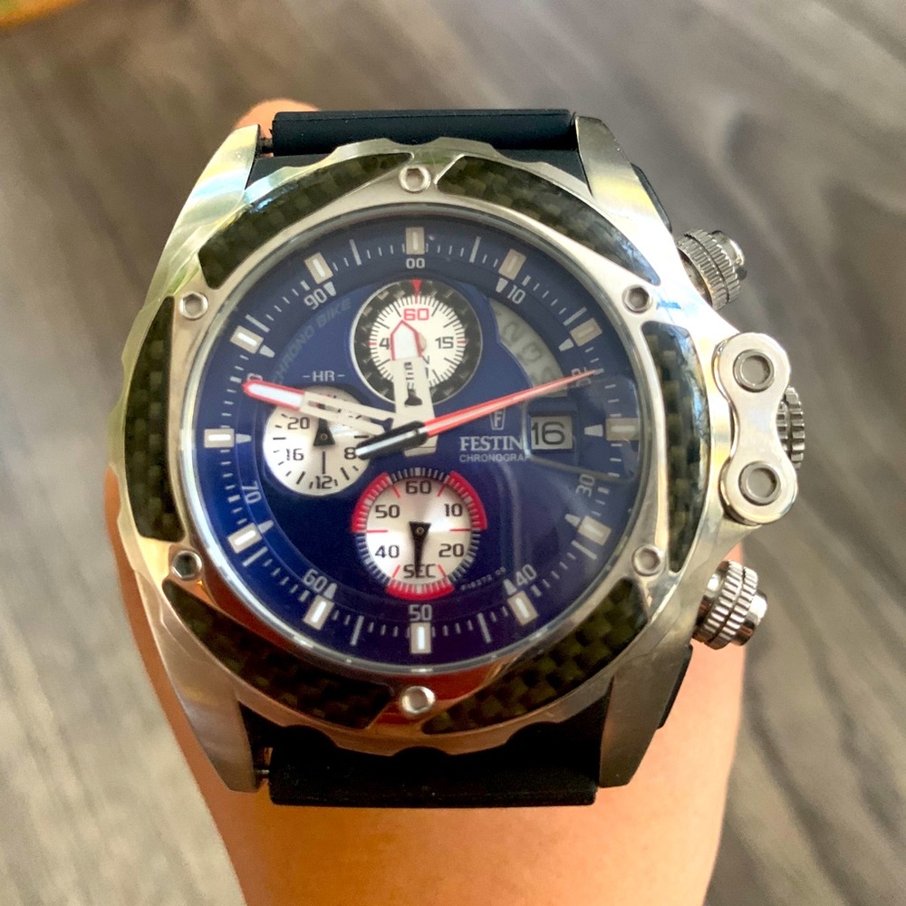 ✨Authentic FESTINA w/ Carbon Fiber✨